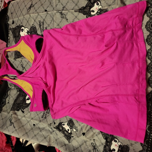 Lululemon top - Picture 4 of 4